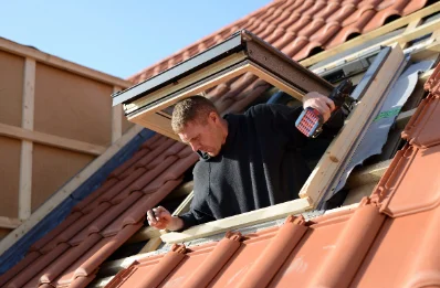 Pose de fenêtres de toit Velux à Joch